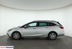 Opel Astra 2020 1.2 143 KM