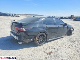 Toyota Camry 2022 3