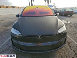 Tesla Model X 2022