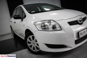 Toyota Auris 2007 1.4 90 KM Toyota Auris 2007 1.4 90 KM