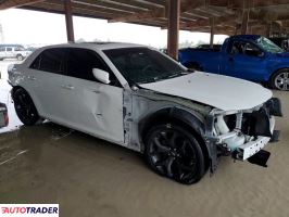 Chrysler 300C 2021 3