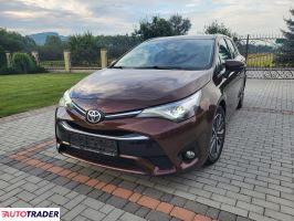 Toyota Avensis 2015 2.0 143 KM