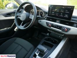 Audi A4 2021 2.0 163 KM