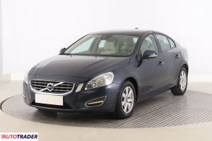 Volvo S60 2010 2.0 160 KM