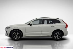Volvo XC60 2022 2.0 197 KM