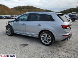 Audi Q7 2022 3