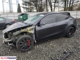 Tesla Model Y 2024 Tesla Model Y 2024