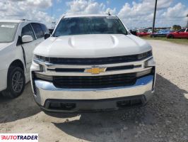 Chevrolet Silverado 2021 3