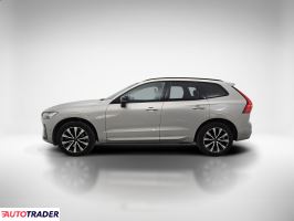 Volvo XC60 2023 2.0 197 KM