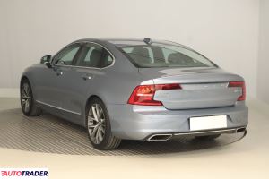 Volvo S90 2017 2.0 231 KM