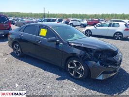 Hyundai Elantra - zobacz ofertę