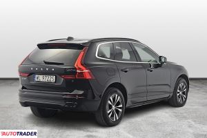 Volvo XC60 2021 2.0 197 KM