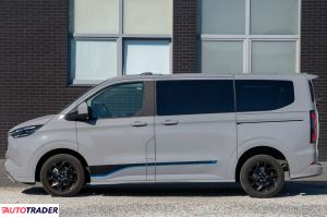 Ford Tourneo Custom 2025 2.5 233 KM