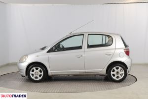 Toyota Yaris 2000 1.3 84 KM
