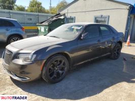 Chrysler 300C 2021 3