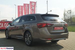 Toyota Avensis 2017 2.0 143 KM