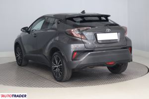 Toyota C-HR 2018 1.2 113 KM