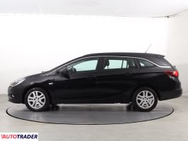 Opel Astra 2017 1.6 108 KM