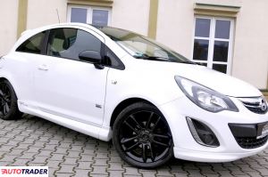 Opel Corsa 2014 1.4 90 KM