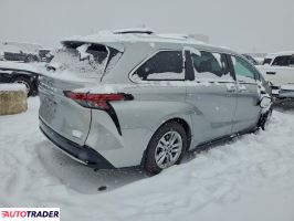 Toyota Sienna 2024 2