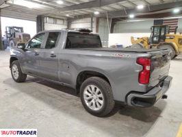 Chevrolet Silverado 2020 4