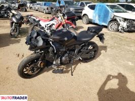 Yamaha YZF 2023 Yamaha YZF 2023
