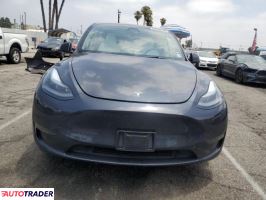 Tesla Model Y 2024 Tesla Model Y 2024