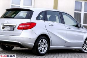 Mercedes B-klasa 2013 1.6 122 KM