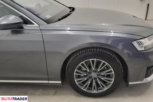Audi A8 2019 3.0 286 KM