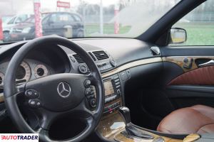Mercedes E-klasa 2007 3.0 225 KM