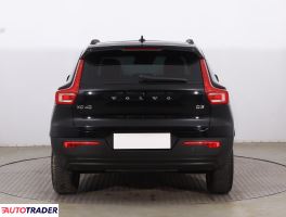 Volvo XC40 2019 2.0 147 KM