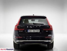 Volvo XC60 2023 2.0 250 KM