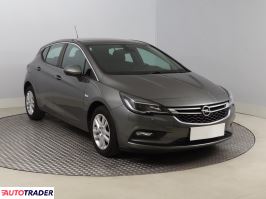 Opel Astra 2018 1.4 147 KM