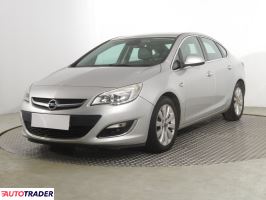 Opel Astra 2012 1.7 108 KM
