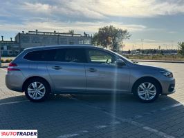 Peugeot 308 2019 1.5 130 KM