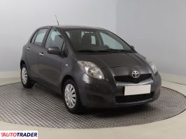 Toyota Yaris 2011 1.3 97 KM
