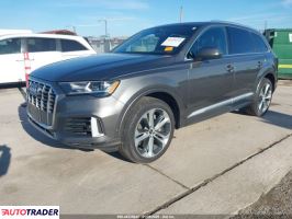 Audi Q7 2021 3