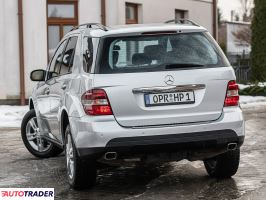 Mercedes M-klasa 2007 4.0 306 KM