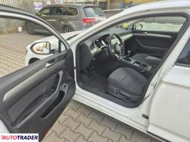 Volkswagen Passat 2019 2.0 150 KM