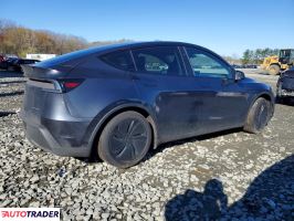Tesla Model Y 2026