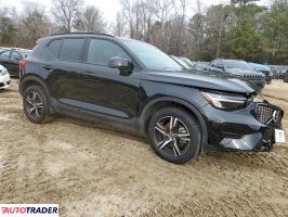 Volvo XC40 2024 2