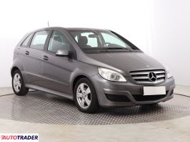 Mercedes B-klasa 2010 2.0 107 KM