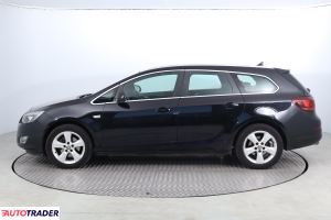 Opel Astra 2010 1.6 177 KM