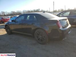 Chrysler 300C 2019 3