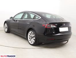 Tesla Model 3 2019 434 KM