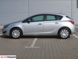 Opel Astra 2015 1.4 118 KM