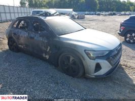 Audi Q8 - zobacz ofertę