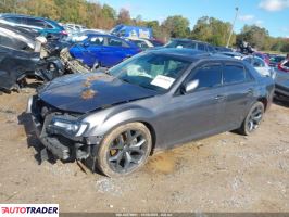 Chrysler 300C 2022 3