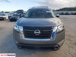 Nissan Pathfinder 2022 3