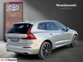 Volvo XC60 2018 2.0 235 KM